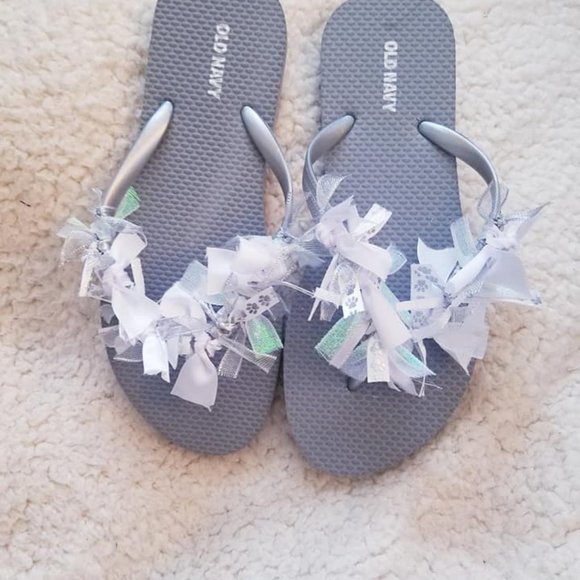 Puppy Paw Prints Flip Flops Sz 6-New - Picture 3 of 6